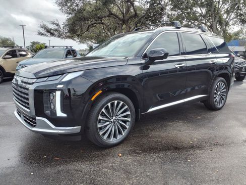 Certified 2024 Hyundai Palisade Calligraphy image 15