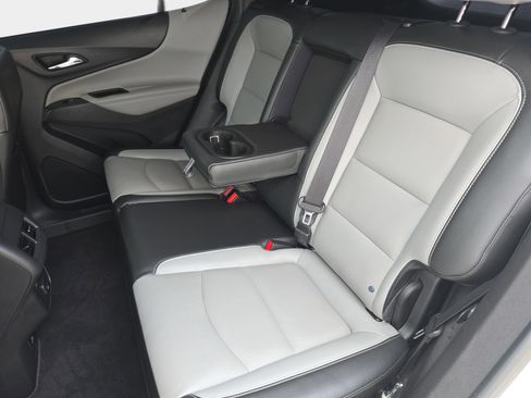 Used 2020 Chevrolet Equinox Premier FWD image 36