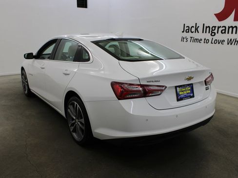 Used 2024 Chevrolet Malibu LT FWD image 3