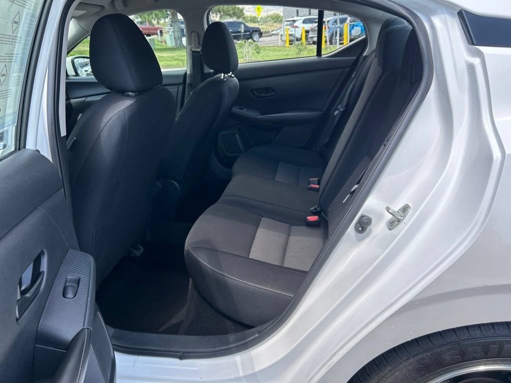 Used 2024 Nissan Sentra SV FWD image 19