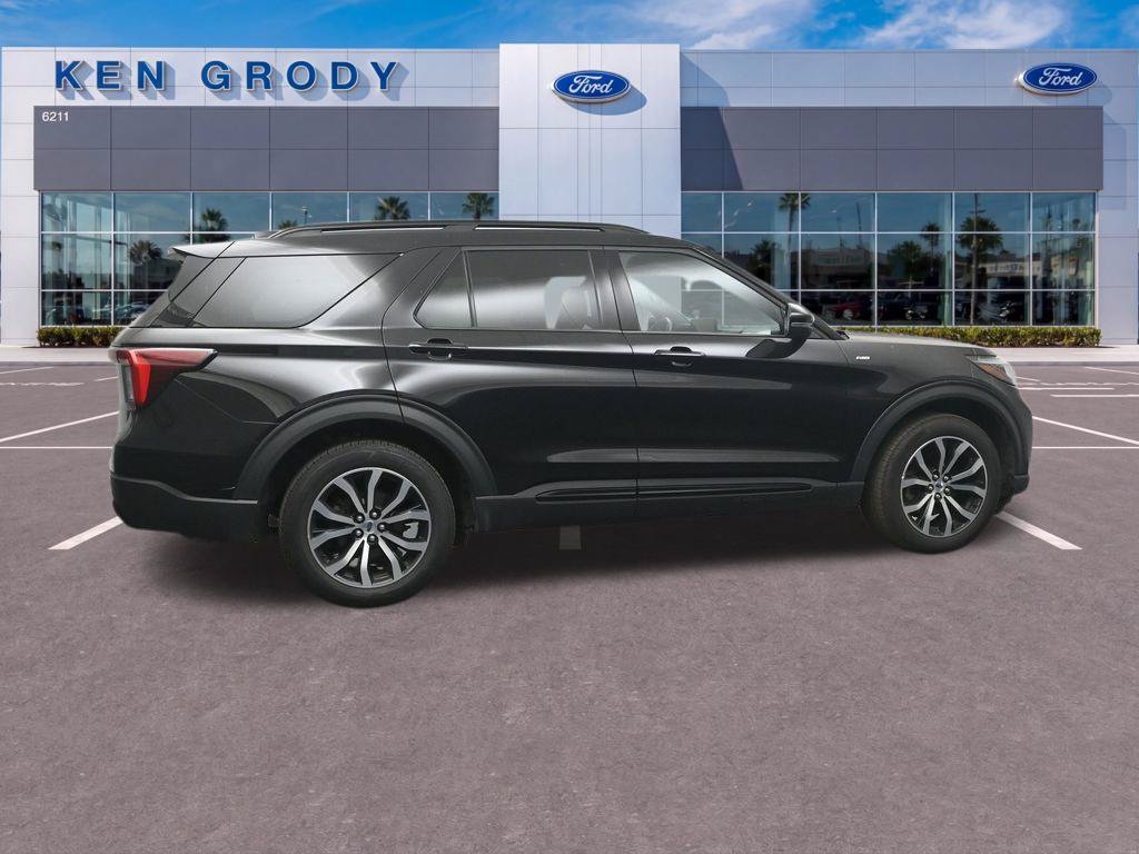 Used 2026 Ford Explorer ST-Line AWD/4WD image 6