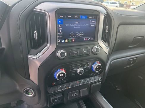 Used 2022 GMC Sierra 1500 SLT w/ SLT Premium Plus Package image 29