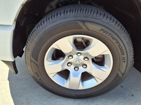 Used 2020 RAM 1500 Lone Star RWD image 21