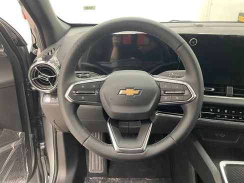 New 2026 Chevrolet Equinox LT AWD/4WD image 10