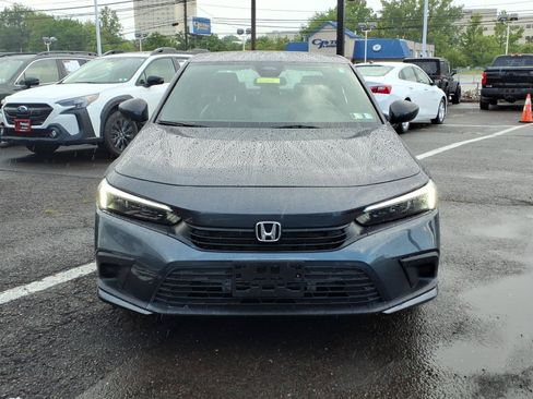 Used 2023 Honda Civic Sport image 9