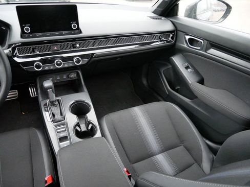 Used 2025 Honda Civic Sport image 24