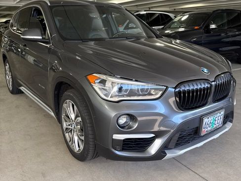 Used 2017 BMW X1 xDrive28i AWD/4WD image 3