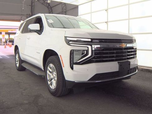 Used 2025 Chevrolet Tahoe LT image 1