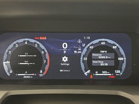Used 2024 Toyota Tacoma TRD Sport AWD/4WD image 18