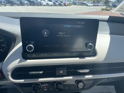 Used 2025 Honda HR-V LX image 19