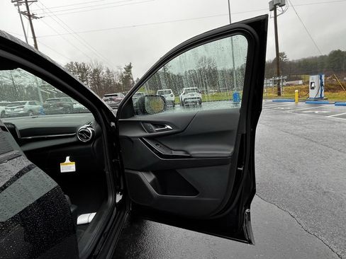 New 2026 Chevrolet Equinox LT image 19