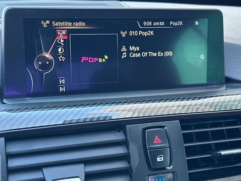 Used 2015 BMW M4 Convertible image 20