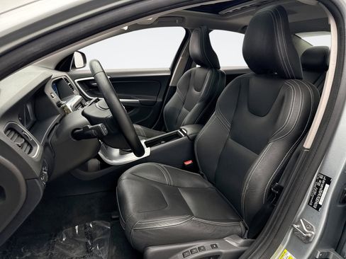Used 2017 Volvo S60 T5 Dynamic w/ Protection Package image 11