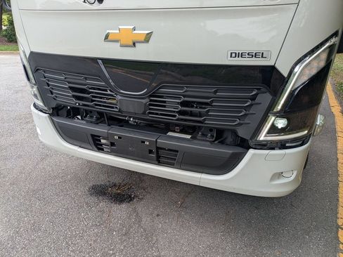 New 2025 Chevrolet Low Cab Forward 4500 XD RWD image 26