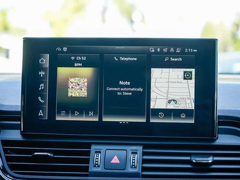 Used 2023 Audi SQ5 Prestige w/ Prestige Package image 10