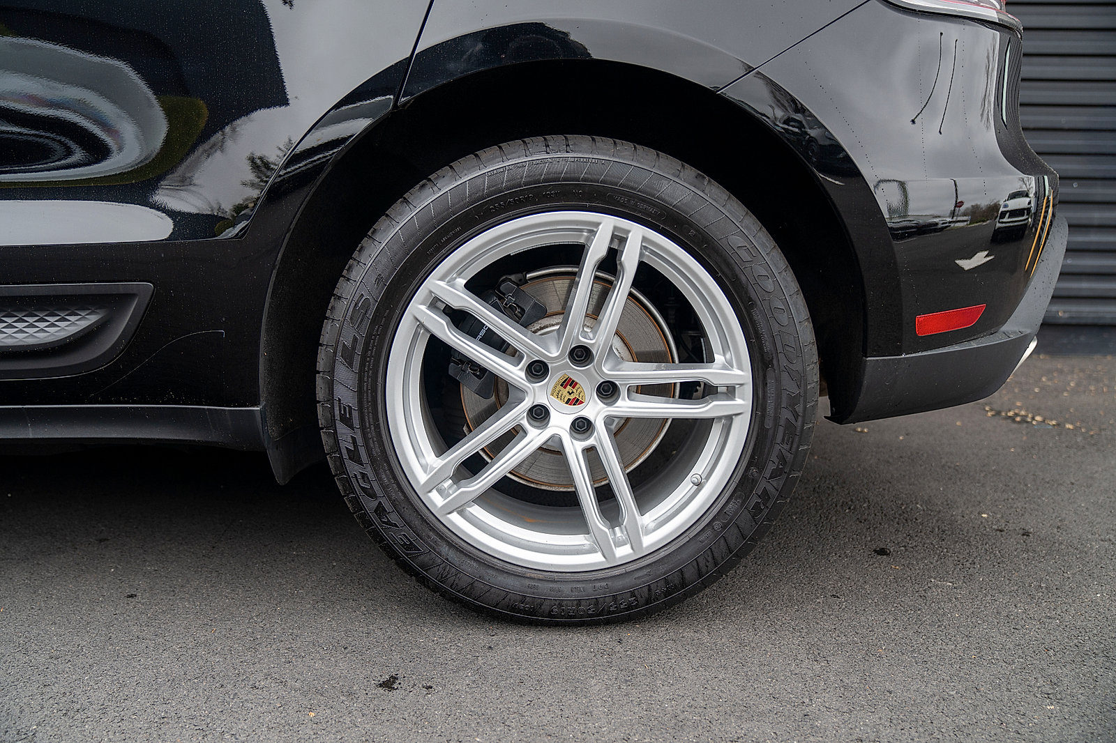 Certified 2026 Porsche Macan AWD/4WD image 24