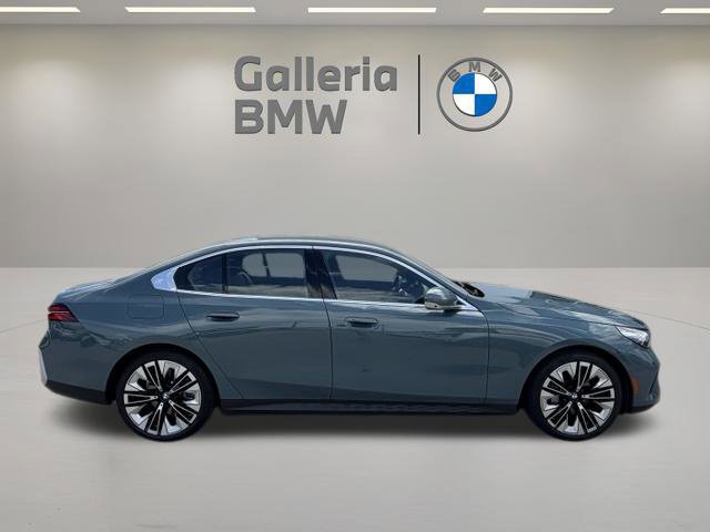 Used 2026 BMW 540i xDrive AWD/4WD image 6
