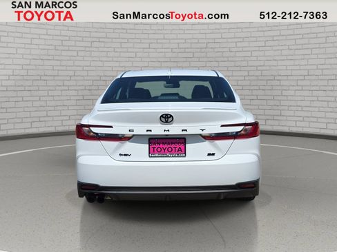New 2026 Toyota Camry SE w/ Convenience Package FWD image 6