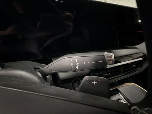 New 2026 Buick Enclave Avenir w/ Super Cruise Package image 16