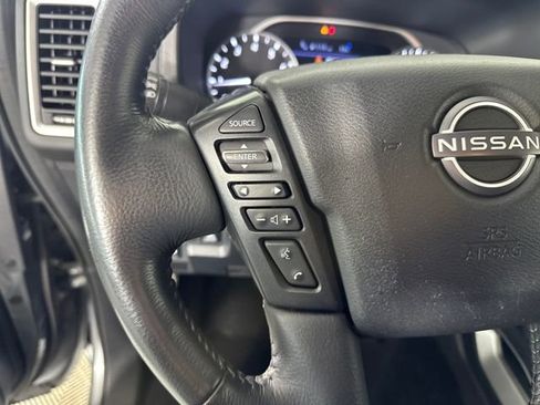 Used 2024 Nissan Frontier SV w/ SV Convenience Package image 15