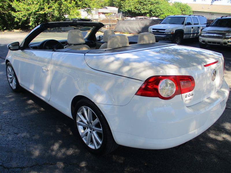Used 2010 Volkswagen Eos Komfort FWD image 5