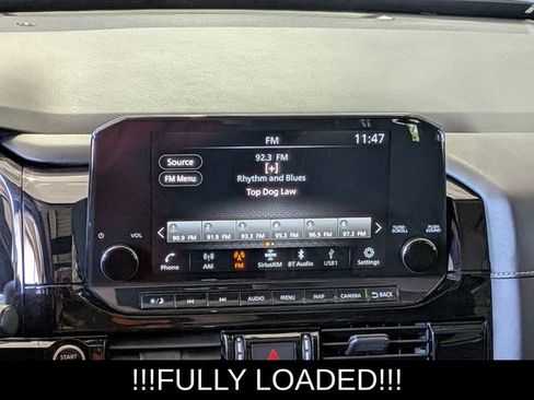 Used 2023 Nissan Pathfinder SL AWD/4WD image 32