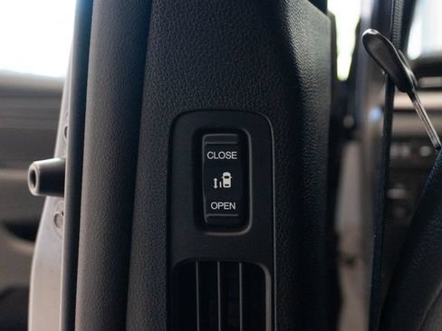 Used 2025 Honda Odyssey Sport-L image 22
