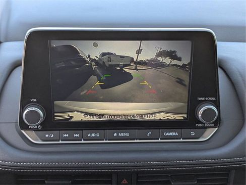 Certified 2025 Nissan Rogue S image 25