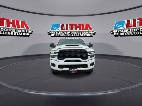 New 2026 RAM 2500 Tradesman AWD/4WD image 3
