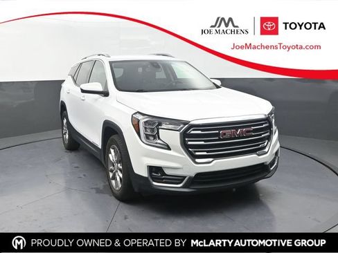 Used 2024 GMC Terrain SLT AWD/4WD image 1