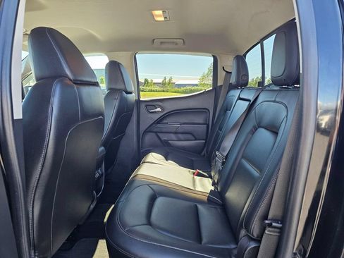 Used 2016 Chevrolet Colorado LT w/ Midnight Edition AWD/4WD image 16