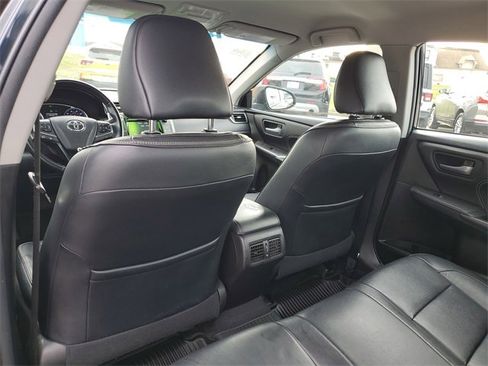 Used 2016 Toyota Camry XLE image 13
