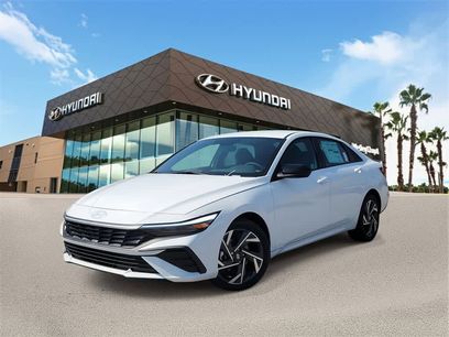 New 2025 Hyundai Elantra SEL
