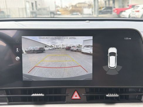 Used 2024 Kia Sportage EX image 23