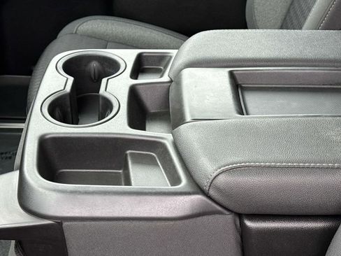 Used 2022 Chevrolet Silverado 1500 LT AWD/4WD image 29
