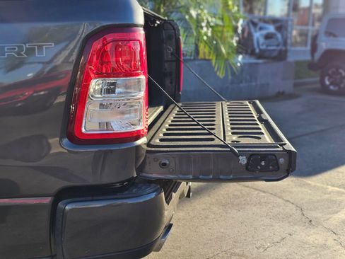 Used 2021 RAM 1500 Big Horn image 7