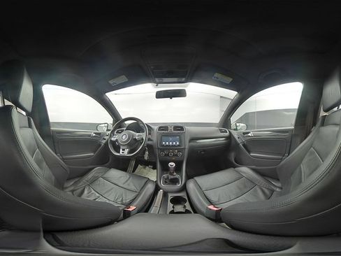 Used 2013 Volkswagen Golf 4-Door FWD image 13