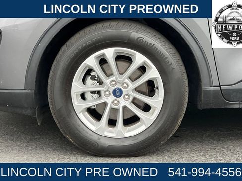 Used 2021 Ford Escape SE image 22