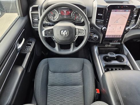 Used 2025 RAM 1500 Big Horn AWD/4WD image 13