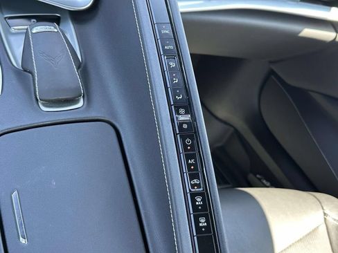 Used 2023 Chevrolet Corvette Stingray Convertible w/ Z51 Performance Package RWD image 17