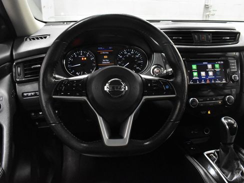 Used 2020 Nissan Rogue SL w/ Premium Package FWD image 9