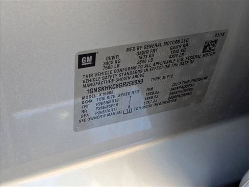 Used 2016 Chevrolet Suburban LT AWD/4WD image 28