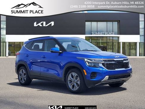 Certified 2024 Kia Seltos S FWD image 1