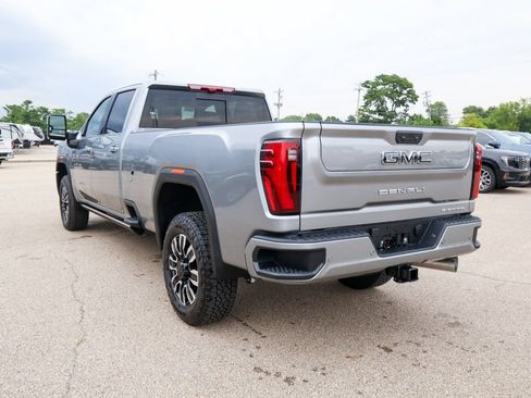 New 2026 GMC Sierra 3500 Denali Ultimate w/ LPO, Black Badging Package AWD/4WD image 32