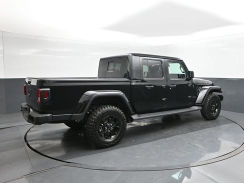 New 2025 Jeep Gladiator Sport image 15