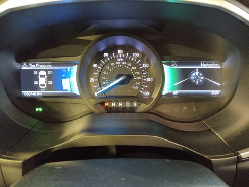 Used 2018 Ford Edge SEL w/ Equipment Group 201A FWD image 23