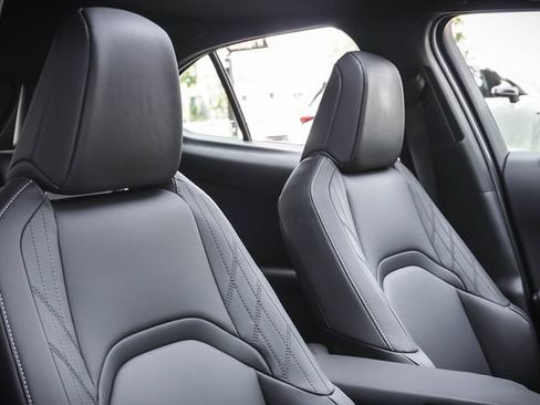 Certified 2025 Lexus UX 300h FWD w/ Accessory Package (Z2) image 26