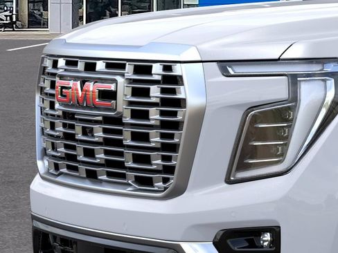 New 2026 GMC Yukon XL Denali w/ Denali Reserve Package AWD/4WD image 15