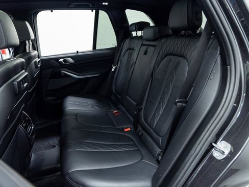 Used 2020 BMW X5 xDrive50i image 23