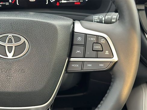 New 2026 Toyota Grand Highlander Limited image 30